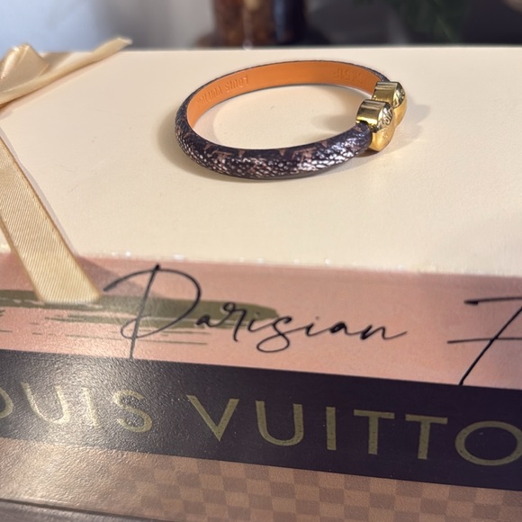 Louis Vuitton Bracelet - Picture 2 of 5